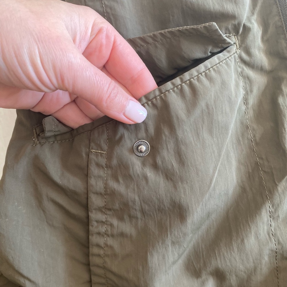 Eddie Bauer Travex vest, Women’s Medium - Picture 9 of 10